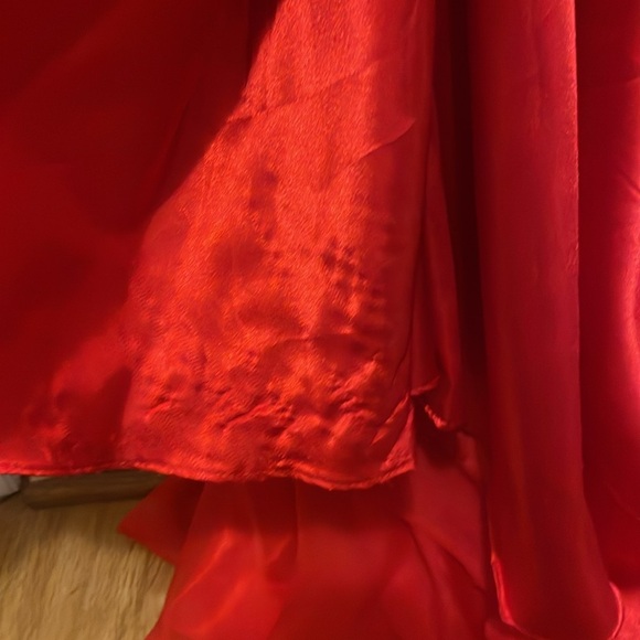 GUC - Flash by Mac Duggal Beaded Formal Gown in Sz 4 - Picture 7 of 15